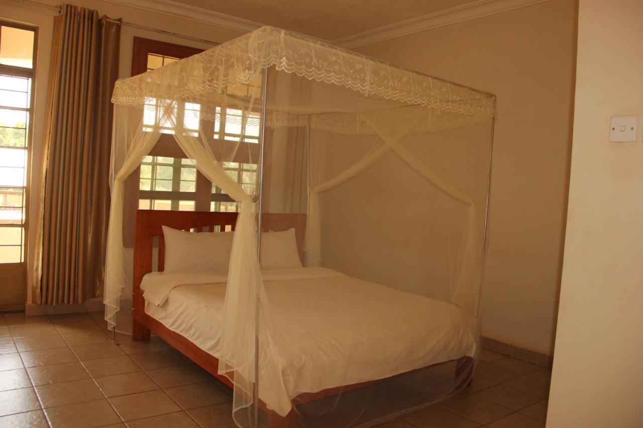 Motel Tuku Masindi Exterior foto